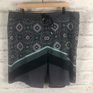 NWOT O’NEILL Swim Trunks Sz 38” Waist